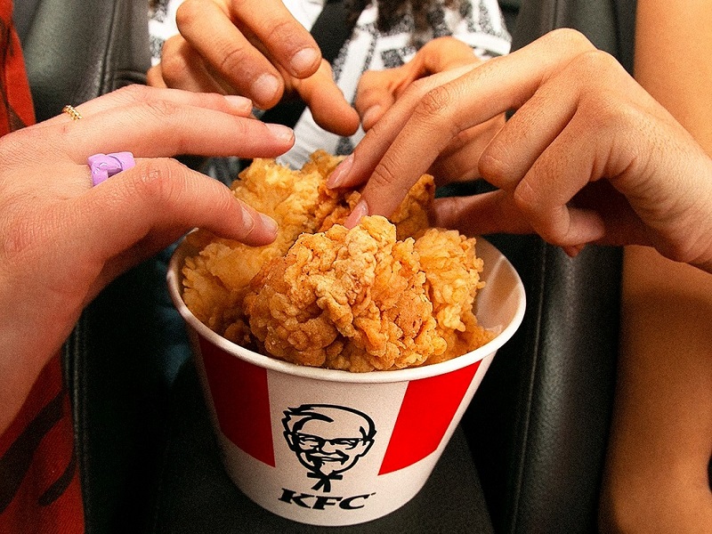 KFC scommette sul lavoro: 256 posizioni aperte in Italia